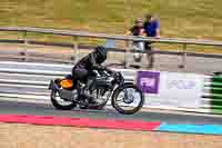 Vintage-motorcycle-club;eventdigitalimages;mallory-park;mallory-park-trackday-photographs;no-limits-trackdays;peter-wileman-photography;trackday-digital-images;trackday-photos;vmcc-festival-1000-bikes-photographs